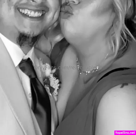 Realcouple34 OnlyFans Thumbnail #D4mqGjuvr8