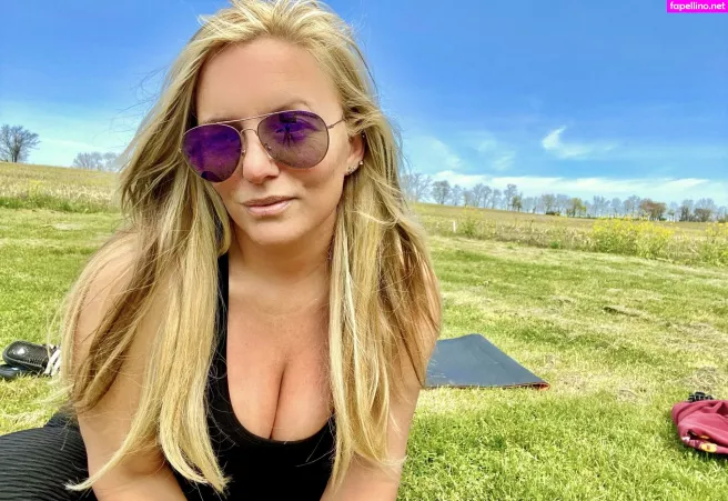 Realelizajayne OnlyFans Thumbnail #2a12HvQhxb