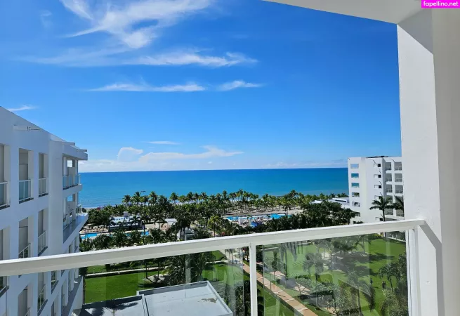 Realemilyhaze OnlyFans Thumbnail #LolYeVEPPh