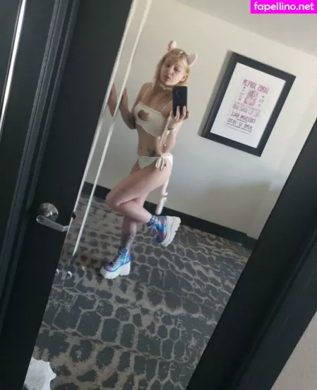 Realemilyhaze OnlyFans Thumbnail #ic4TPoxoAP