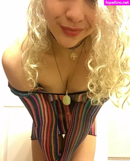 Realemilyhaze OnlyFans Thumbnail #pGsywOkpB3