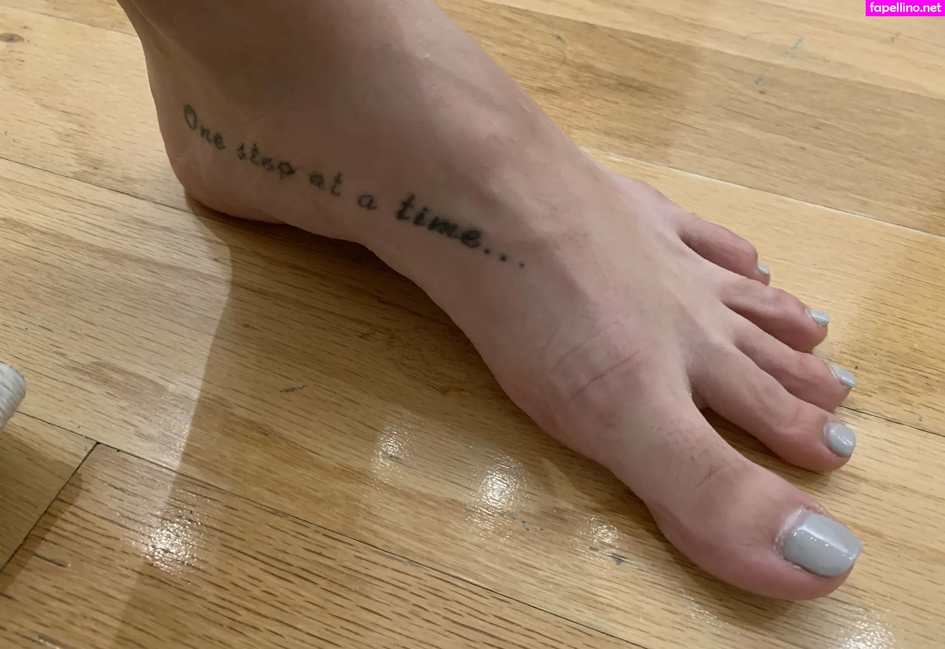 garnets.and.roses, realgarnetrose Nude Leaked OnlyFans Photo #61YHnhhWEI