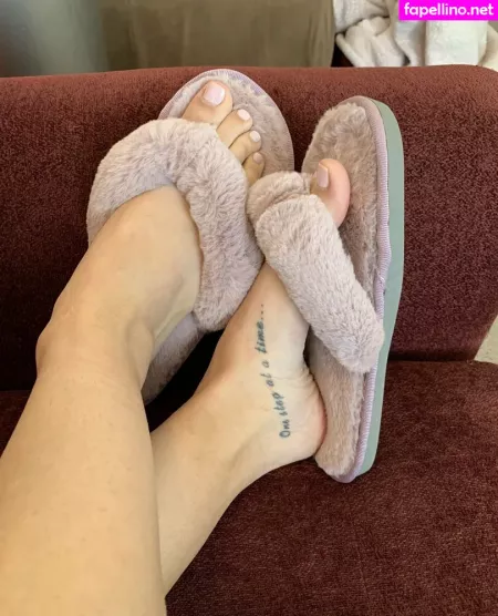 Realgarnetrose OnlyFans Thumbnail #ApEl5sFvxn