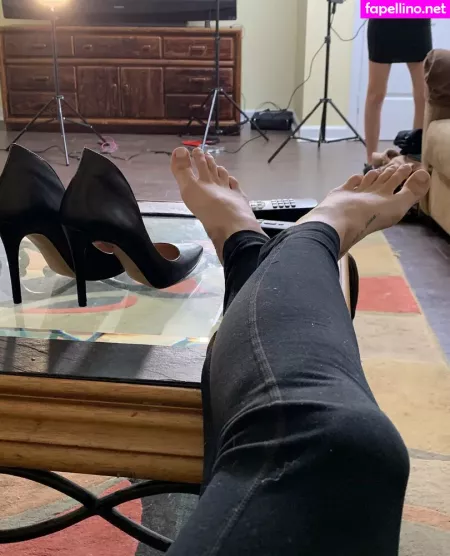 Realgarnetrose OnlyFans Thumbnail #F5jY2KDATC