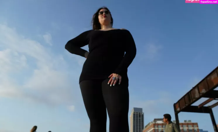 Realgiantessa OnlyFans Thumbnail #DQcipVCAHF