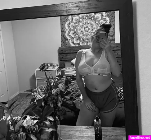 Realhawwtgirlshiiiiit OnlyFans Thumbnail #gcRnAXJZ3T