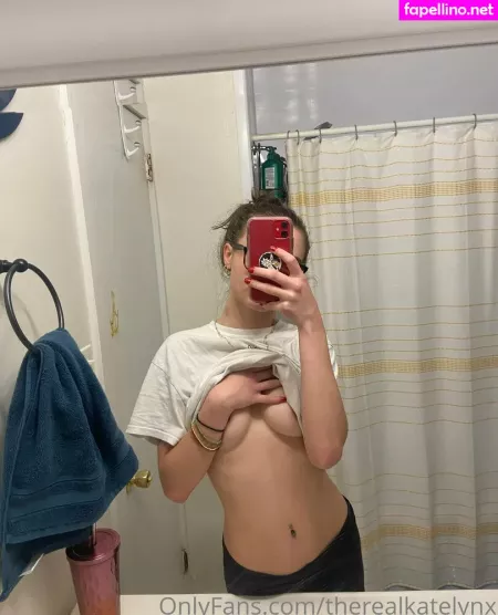 Realkatelynx OnlyFans Thumbnail #d9pHU4eHb4