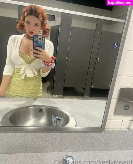 Realkeelyrose OnlyFans Thumbnail #OVdYKtTikF