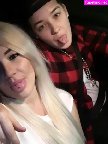Reallesbiansx OnlyFans Thumbnail #Bf6l9D88fG
