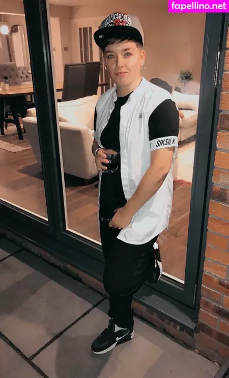 Reallesbiansx OnlyFans Thumbnail #Bk0qJiTN9y