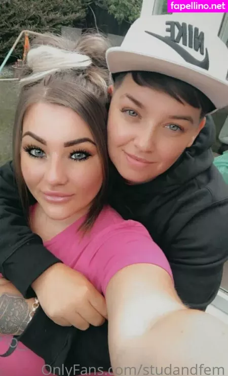 Reallesbiansx OnlyFans Thumbnail #hu9ZQyl2Tl