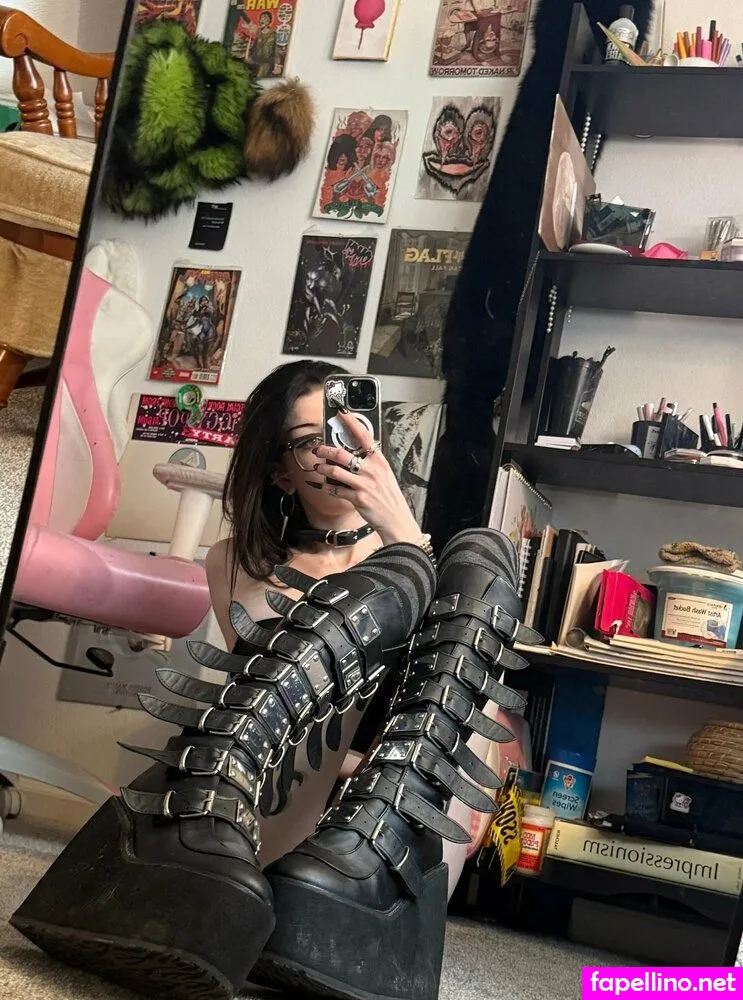 realliferay Nude Leaked OnlyFans Photo #03sktMwMAq