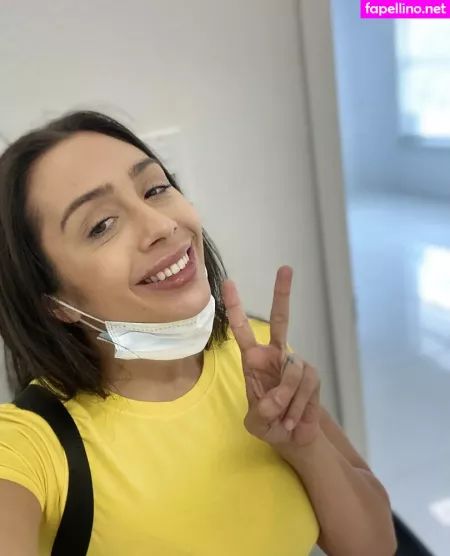 Reallillyhallxx OnlyFans Thumbnail #8DMZXtb7RI