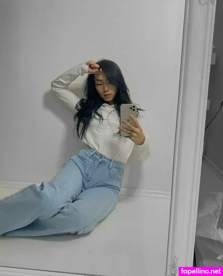 Reallingxiaoyu OnlyFans Thumbnail #DUwaQdXBvf