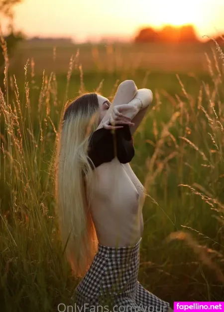 Reallolawhite OnlyFans Thumbnail #xDsZs4P6ZL
