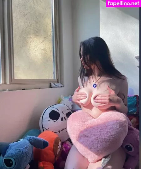 Really Izz OnlyFans Thumbnail #u6hSo98nix