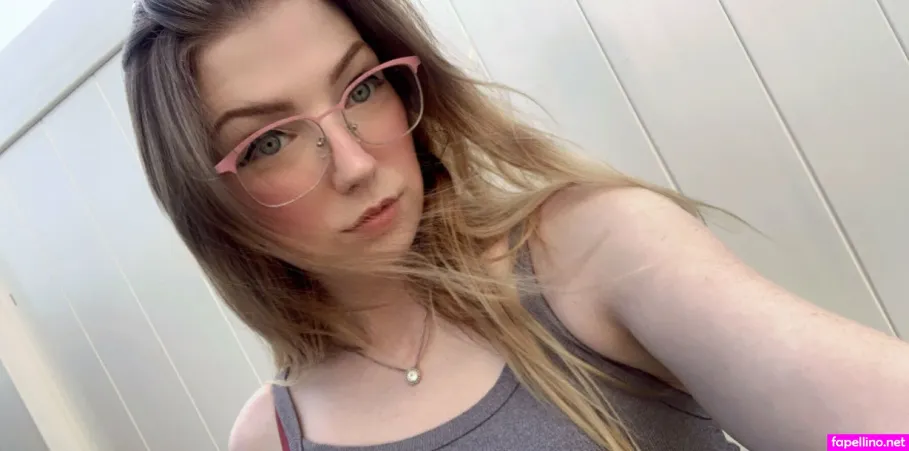 Reallyyrenee OnlyFans Thumbnail #1aE931MMbK