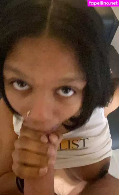 Realmarinalina OnlyFans Thumbnail #fLBykllCxt