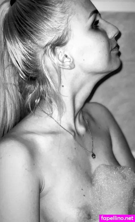 Realmiagold OnlyFans Thumbnail #PNL0A38Tjt