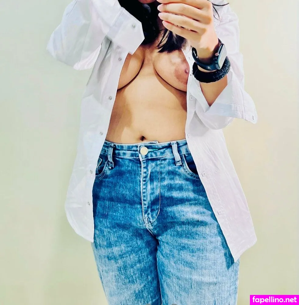 realmiahills Nude Leaked OnlyFans Photo #RIxBLbXu2m