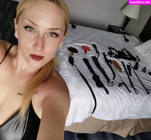 Realmistressamy OnlyFans Thumbnail #1tfPJms3OJ