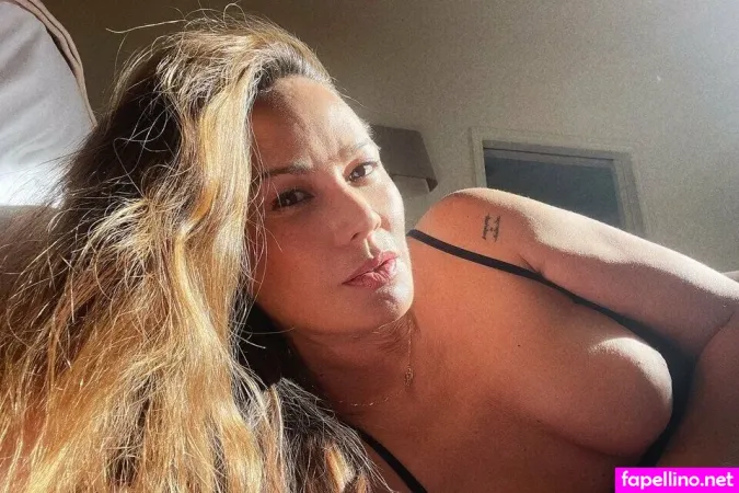 Realmoonbloodgood OnlyFans Thumbnail #6UWgPFCboT