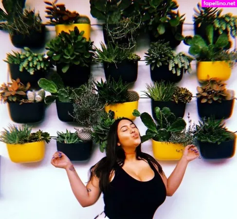 Realroses OnlyFans Thumbnail #9fcBHIuOCQ