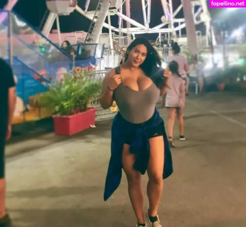 Realroses OnlyFans Thumbnail #F2UPzDc55i