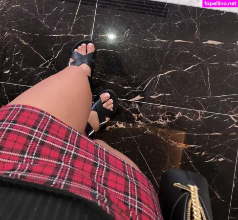 Realroses OnlyFans Thumbnail #HeqPA3hOTv