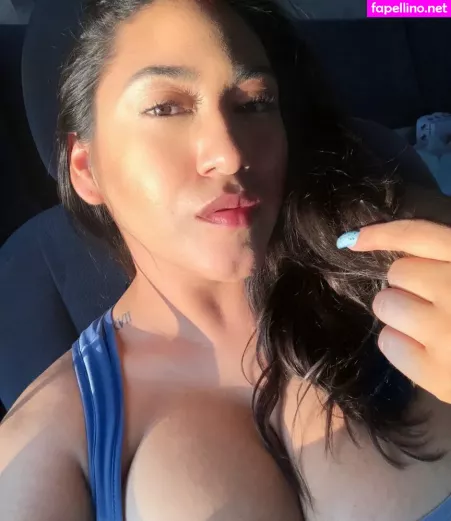 Realroses OnlyFans Thumbnail #T2wLIka5lk
