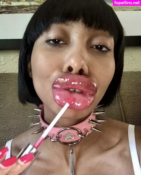 Realrubysunset OnlyFans Thumbnail #0TcsJ9M43c