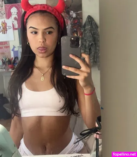 Realselenarae OnlyFans Thumbnail #OapnTZA7Pq