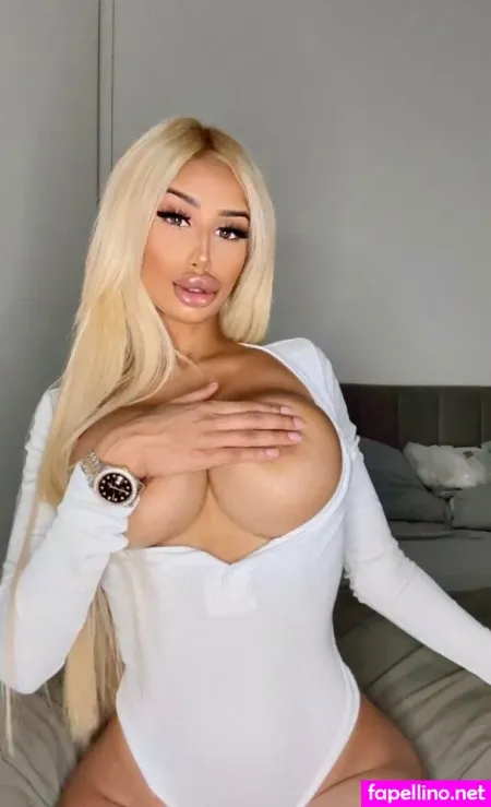 Realshylachandx OnlyFans Thumbnail #4rFXqQ4V3K