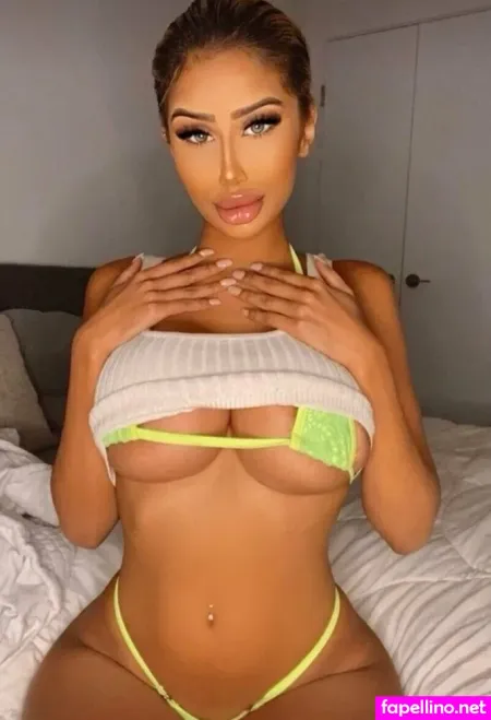 Realshylachandx OnlyFans Thumbnail #NvNRyjRns8