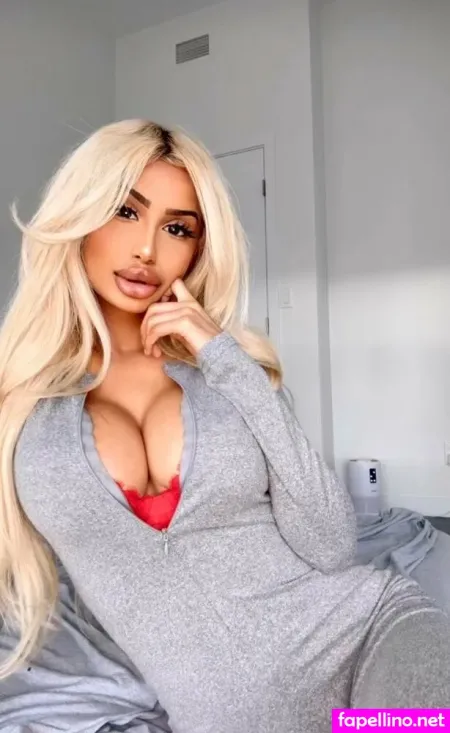 Realshylachandx OnlyFans Thumbnail #d7GHQalrqm