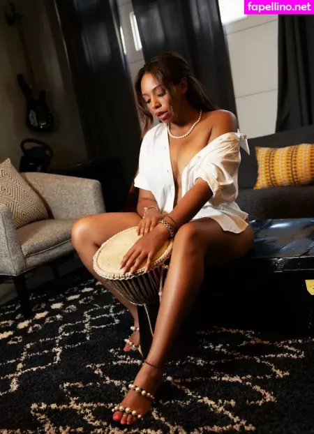 Realtexascurves OnlyFans Thumbnail #Dh8yT3qdYU