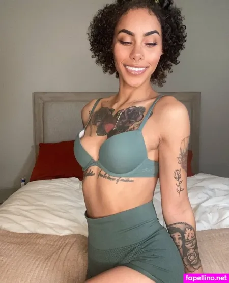 Reana Rails OnlyFans Thumbnail #LTJTid5LJ8