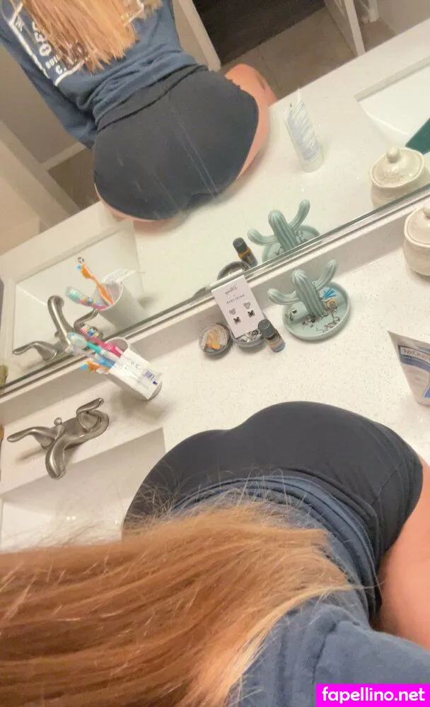 itz_reannon_1, rhiannon_skyes Nude Leaked OnlyFans Photo #4GNWDPtnre