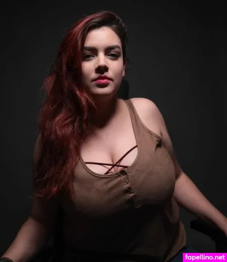 Reb Villal OnlyFans Thumbnail #lNTwwqcRMl