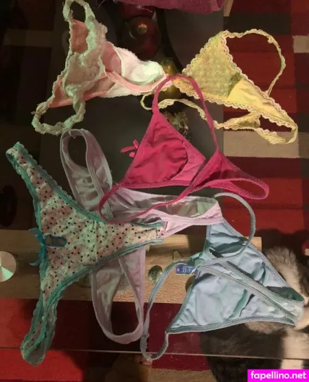 Rebbe Xa OnlyFans Thumbnail #Xue0arTBHn