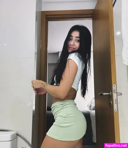 Rebeca Bareto OnlyFans Thumbnail #ebwN0v69XV