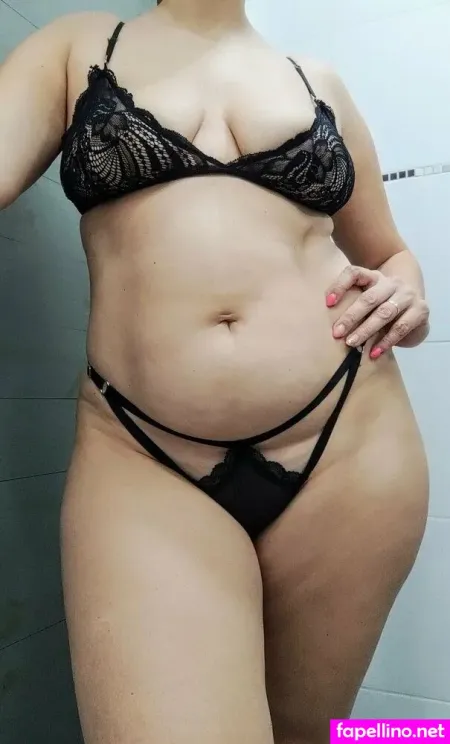 Rebecapearson OnlyFans Thumbnail #Z8Ts5bW5BY