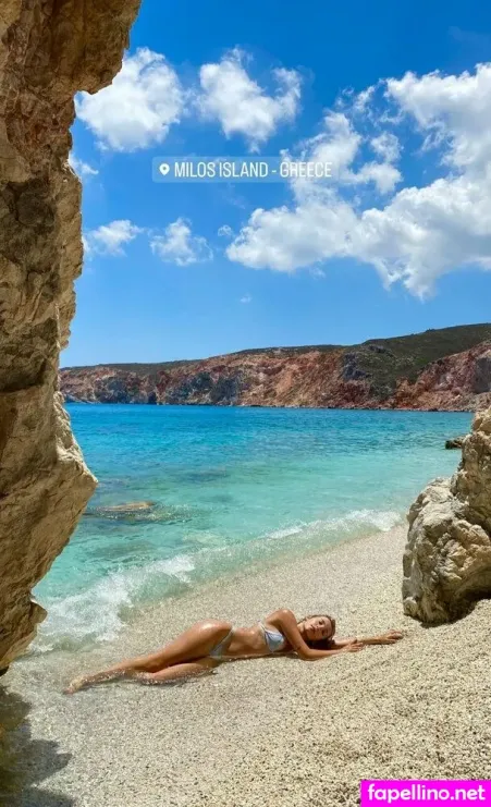 Rebecastones OnlyFans Thumbnail #4RTaID3ZlN