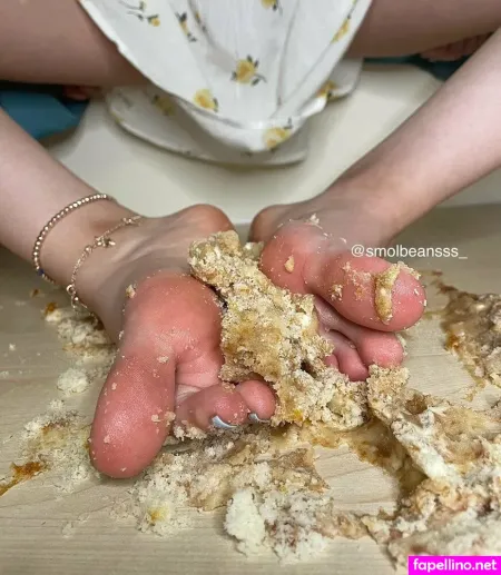 Rebecca 1 OnlyFans Thumbnail #zk8VS3VpYU