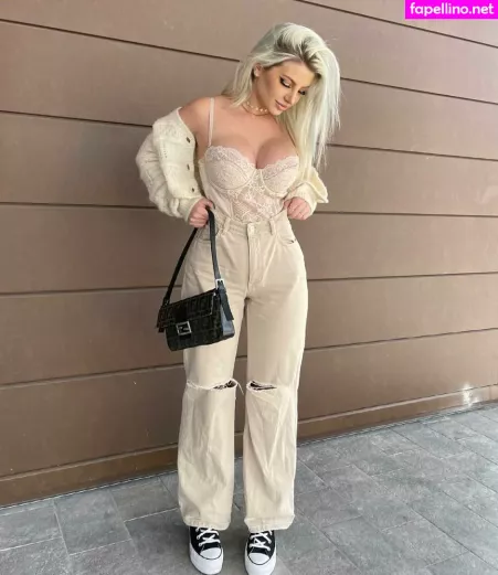 Rebecca Cambria OnlyFans Thumbnail #VpzyWYMJ9h