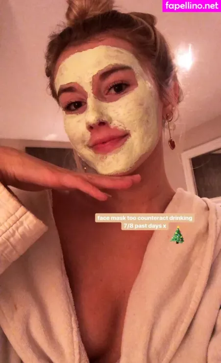 Rebecca Catherine Smith OnlyFans Thumbnail #aemOvSBbkV