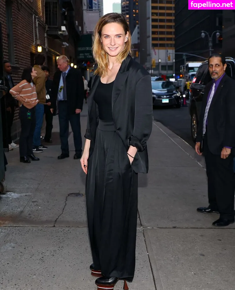 officialrebeccaferguson, rebeccacambria_free Nude Leaked OnlyFans Photo #08KfBSAlZ6