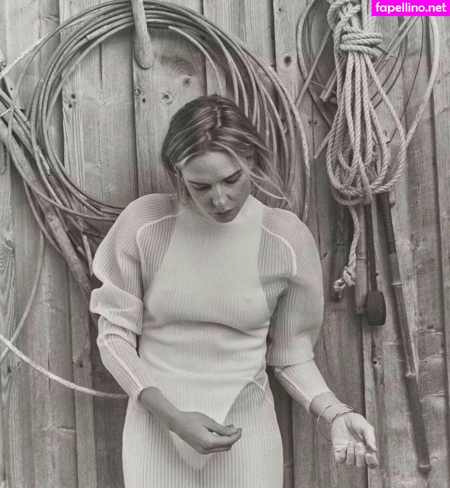 officialrebeccaferguson, rebeccacambria_free Nude Leaked OnlyFans Photo #2dXXDnMvfe