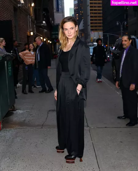 Rebecca Ferguson OnlyFans Thumbnail #BsOaIddDoZ