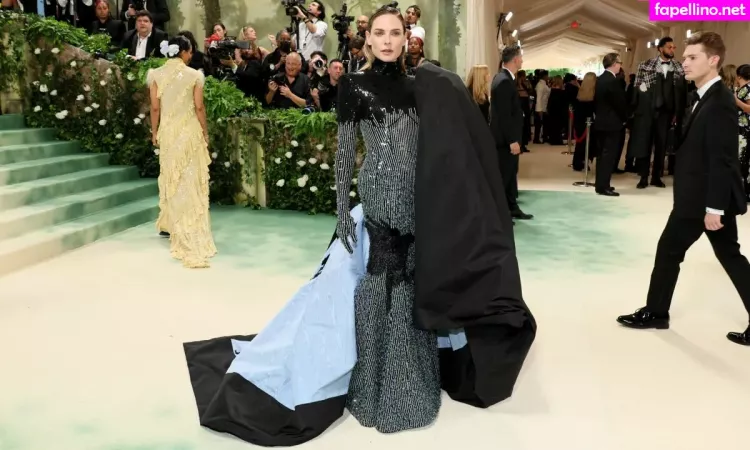 Rebecca Ferguson OnlyFans Thumbnail #EOwsn7OVhN